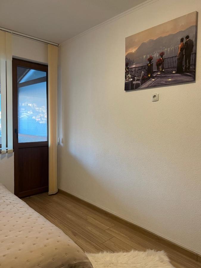 Guest House Tanevi Девин Екстериор снимка