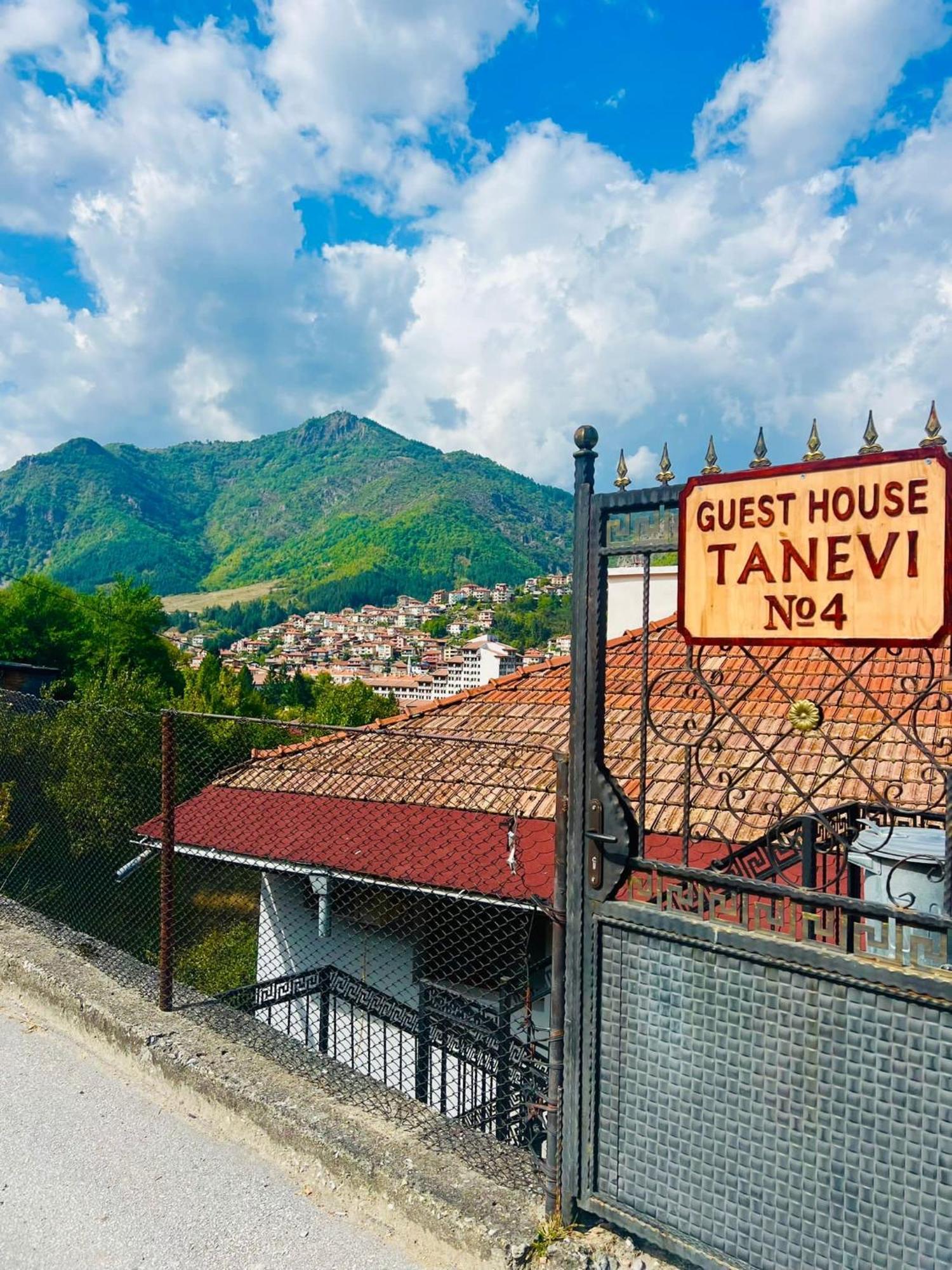 Guest House Tanevi Девин Екстериор снимка